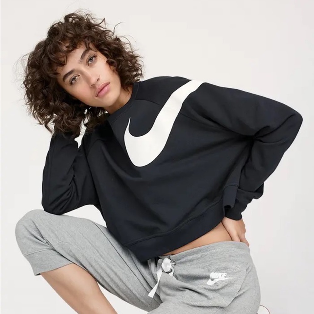 Nike Crop Crewneck Sweater